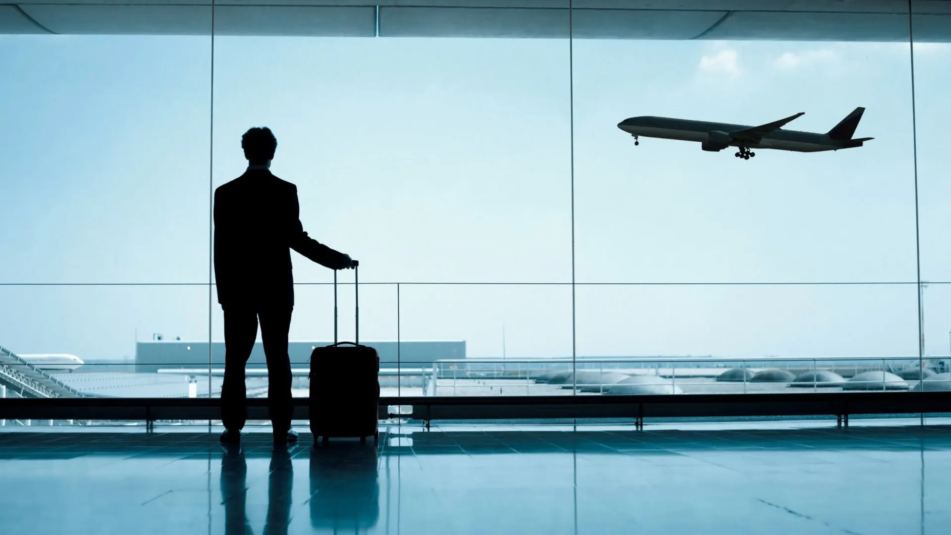 Jakwan Travels Offload ও ইমিগ্রেশন সহায়তা সার্ভিস